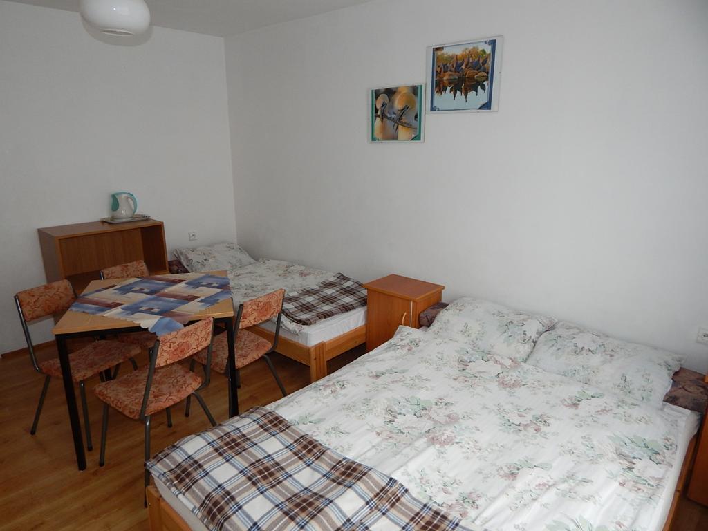 Apartament I Pokoje Aura Dom Wczasowy ダルウフコ 部屋 写真