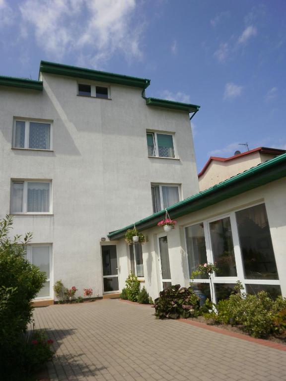 Apartament I Pokoje Aura Dom Wczasowy ダルウフコ エクステリア 写真