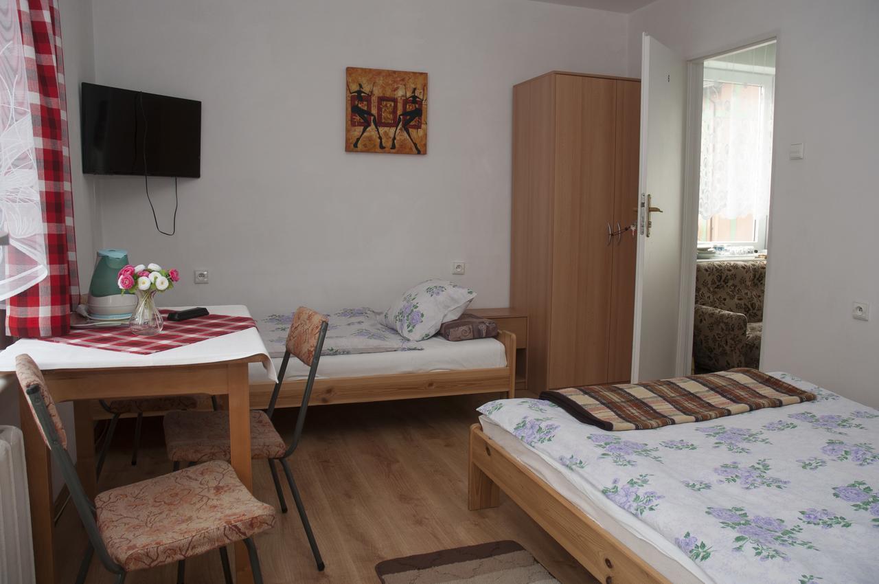 Apartament I Pokoje Aura Dom Wczasowy ダルウフコ エクステリア 写真